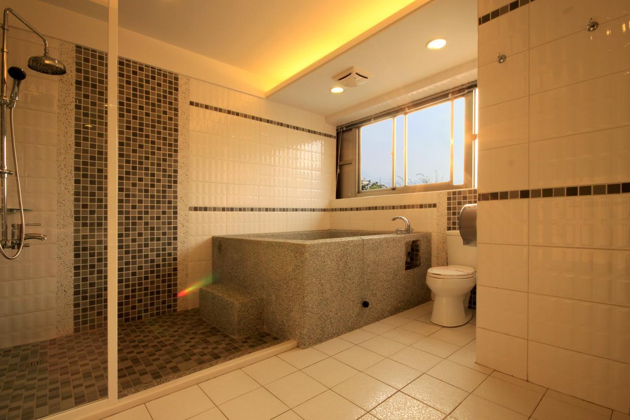 Mountain Fish Water Hotel Чичи Номер фото